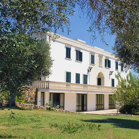 Antica Masseria Li Sauli 3*