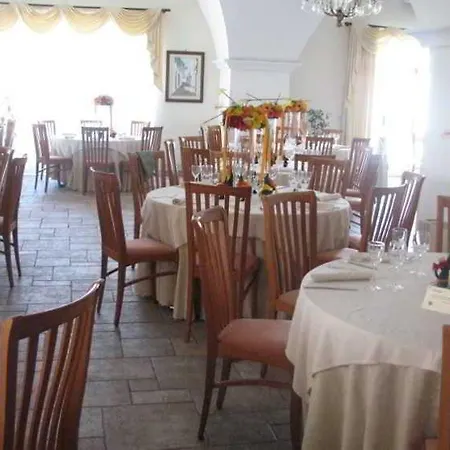 Antica Masseria Li Sauli 호텔 3*