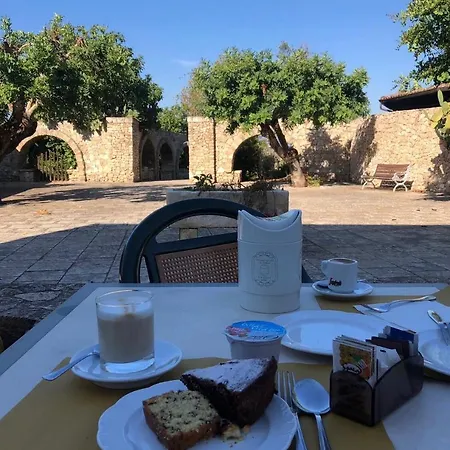 Antica Masseria Li Sauli