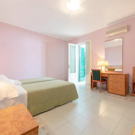 Antica Masseria Li Sauli 3* 갈리폴리