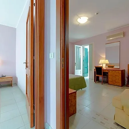 Antica Masseria Li Sauli Hotel