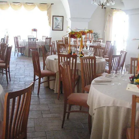 Antica Masseria Li Sauli Hotel 3*