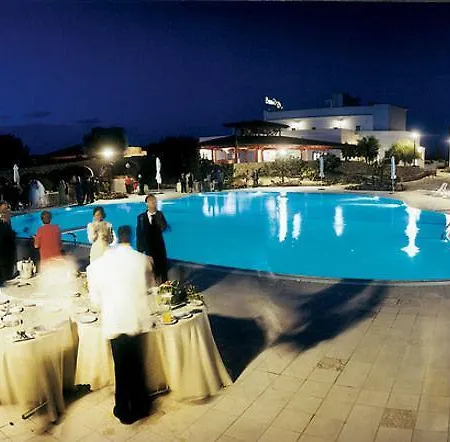 Antica Masseria Li Sauli 호텔