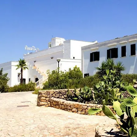 Antica Masseria Li Sauli