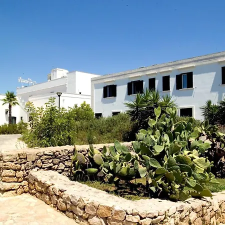 Antica Masseria Li Sauli 호텔 3*