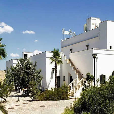 Antica Masseria Li Sauli 호텔 3*