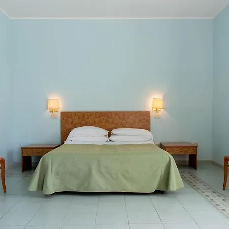 Antica Masseria Li Sauli 3* 갈리폴리