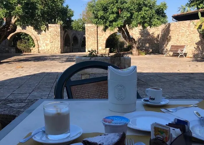 Antica Masseria Li Sauli