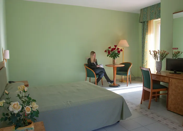 Antica Masseria Li Sauli 3*