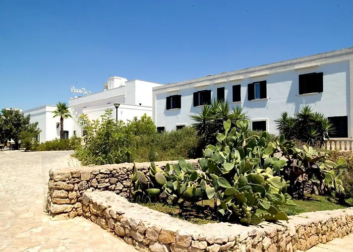Antica Masseria Li Sauli Hotell 3*