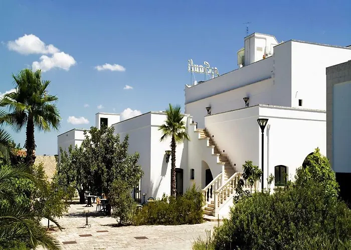 Antica Masseria Li Sauli Hotell 3*