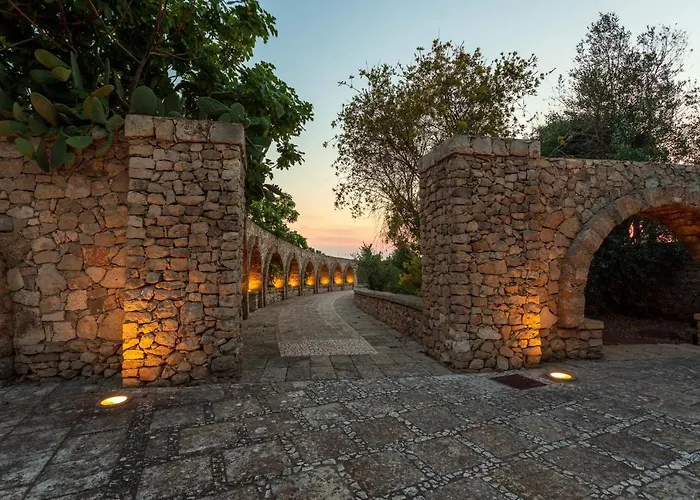 Hotell Antica Masseria Li Sauli